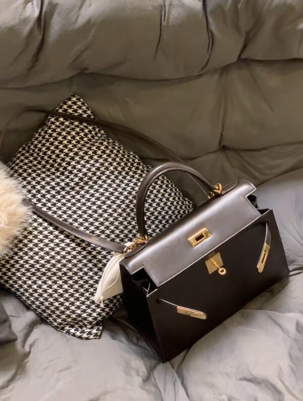 i1728802212_134_0 Liu Factory Kelly Shiny Box Leather Ebony Color Gold Hardware 28cm Full Handmade